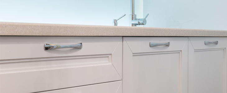 edge profile for bathroom