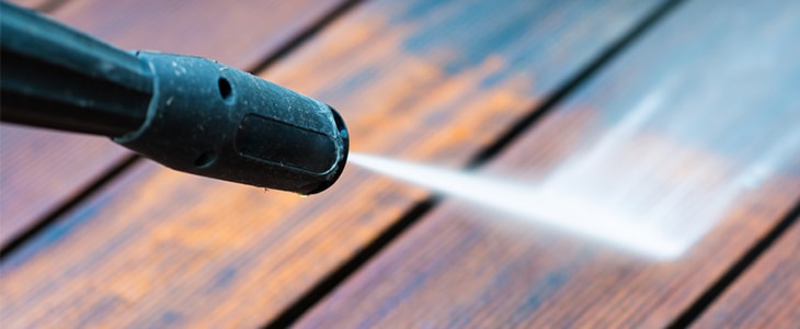 jet washing decking