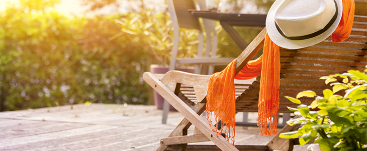 positioning your decking sunshine or shade feature image