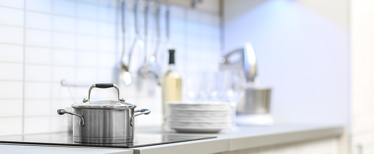  pans on worktop